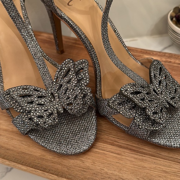 INC Rainor Butterfly T-Strap Evening Sandals - Picture 5 of 14